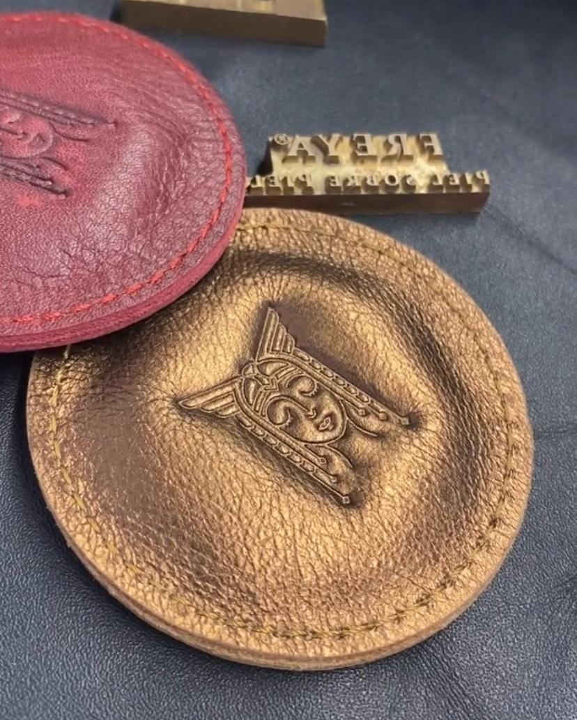 Llavero de piel circulo Lusaaset