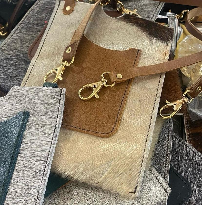 Porta celular textura animal